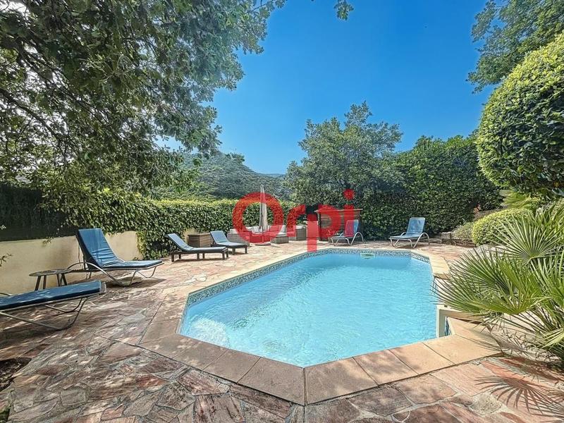 Maison - 131 m² - 6 pièces