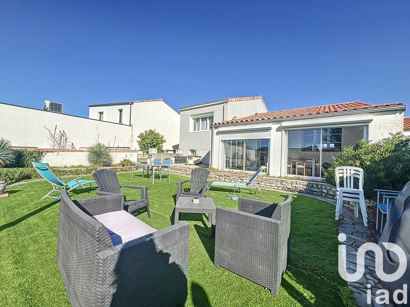 Maison - 138 m² - 6 pièces