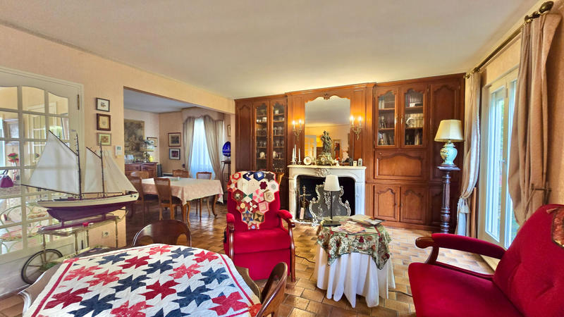 Maison - 132 m² - 8 pièces