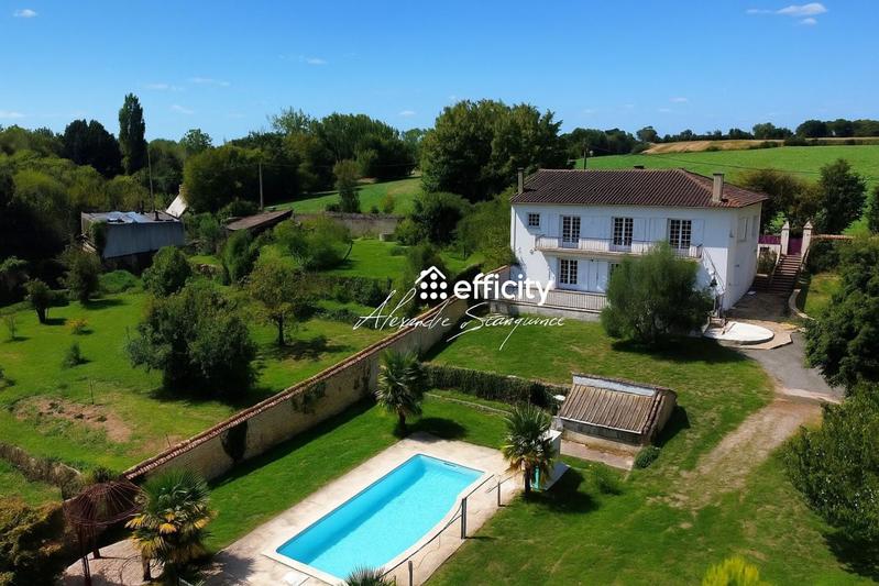 Pavillon - 184 m² - 6 pièces