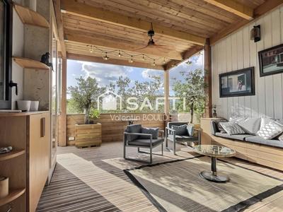 Appartement - 99 m² - 3 pièces