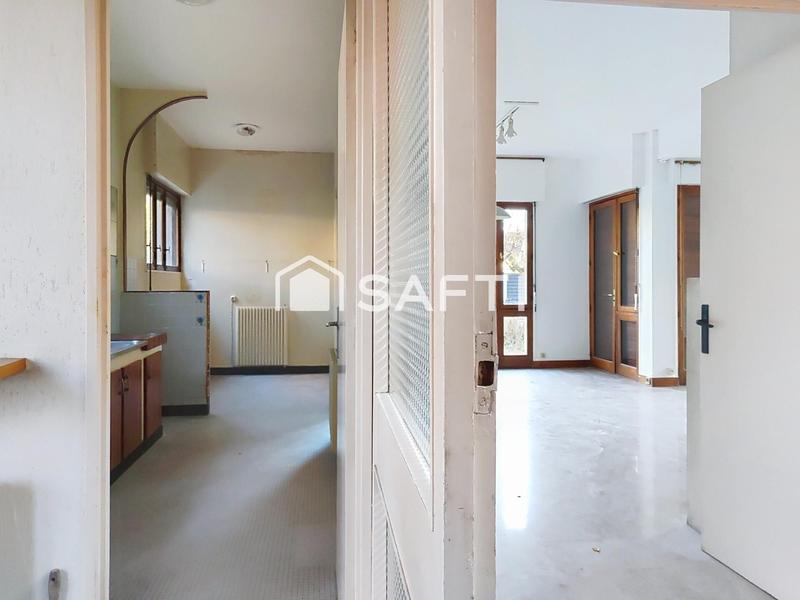 Maison - 227 m² - 10 pièces