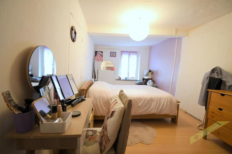 Maison de ville - 150 m² - 10 pièces