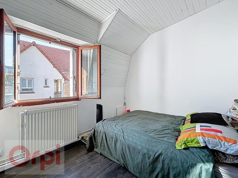 Pavillon - 90 m² - 5 pièces