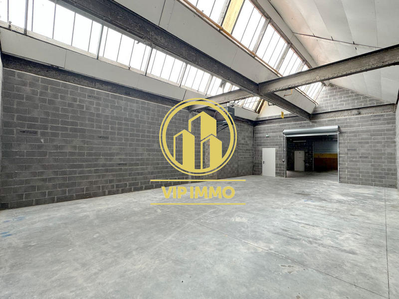 Local d'activités - 107 m²