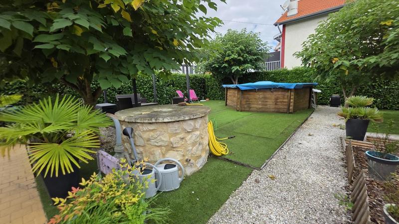 Maison de ville - 199 m² - 7 pièces