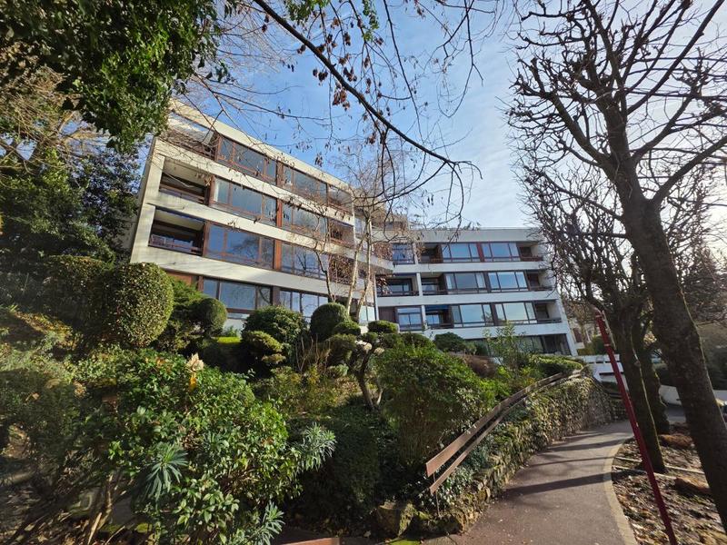 Appartement - 65 m² - 2 pièces