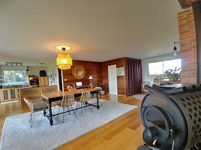 Maison - 138 m² - 6 pièces