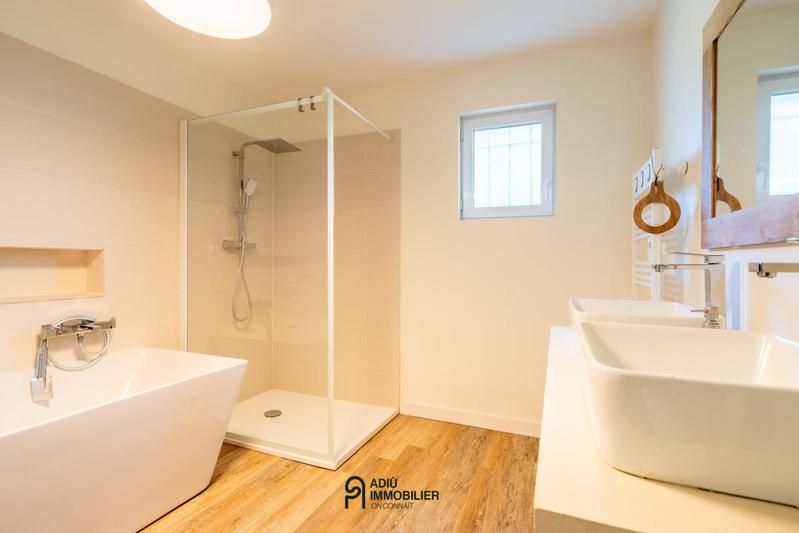 Villa - 165 m² - 6 pièces