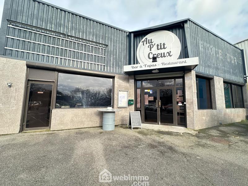 Local commercial - 372 m² - 8 pièces
