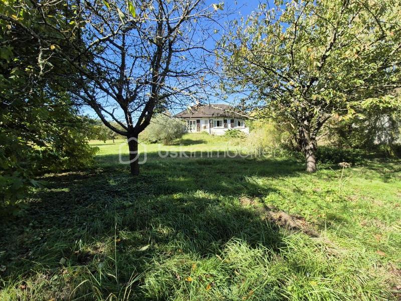 Maison traditionnelle - 90 m² - 4 pièces