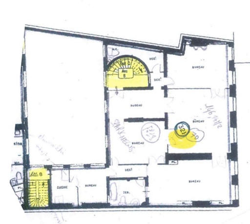 Bureau - 138 m² - 5 pièces