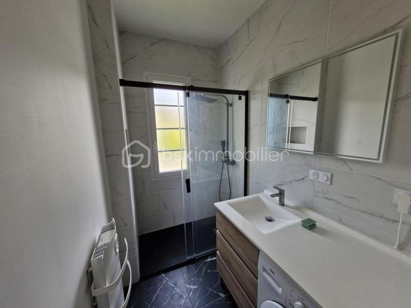 Maison traditionnelle - 160 m² - 7 pièces