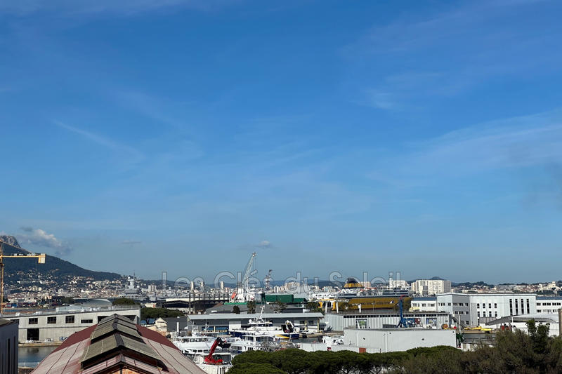 Appartement - 82 m² - 3 pièces