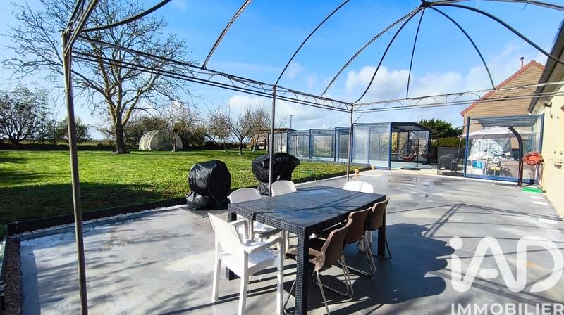 Maison - 200 m² - 9 pièces