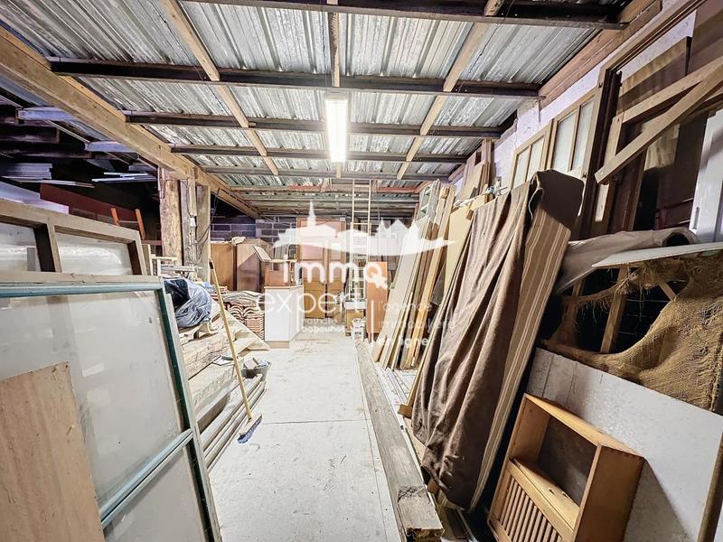 Maison - 211 m² - 6 pièces