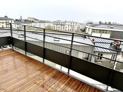 Appartement - 83 m² - 3 pièces