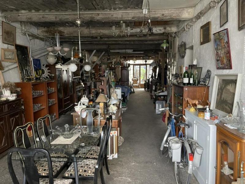 Maison - 330 m² - 8 pièces