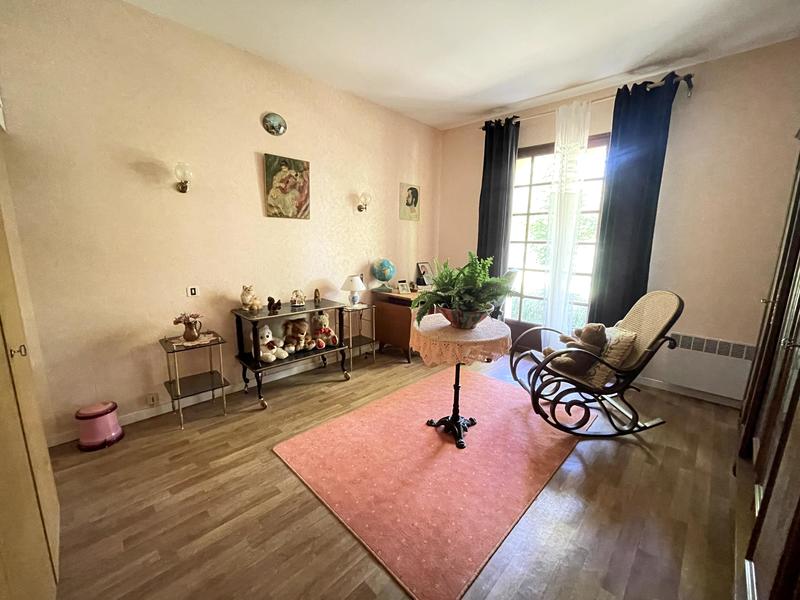 Corps de ferme - 270 m² - 12 pièces