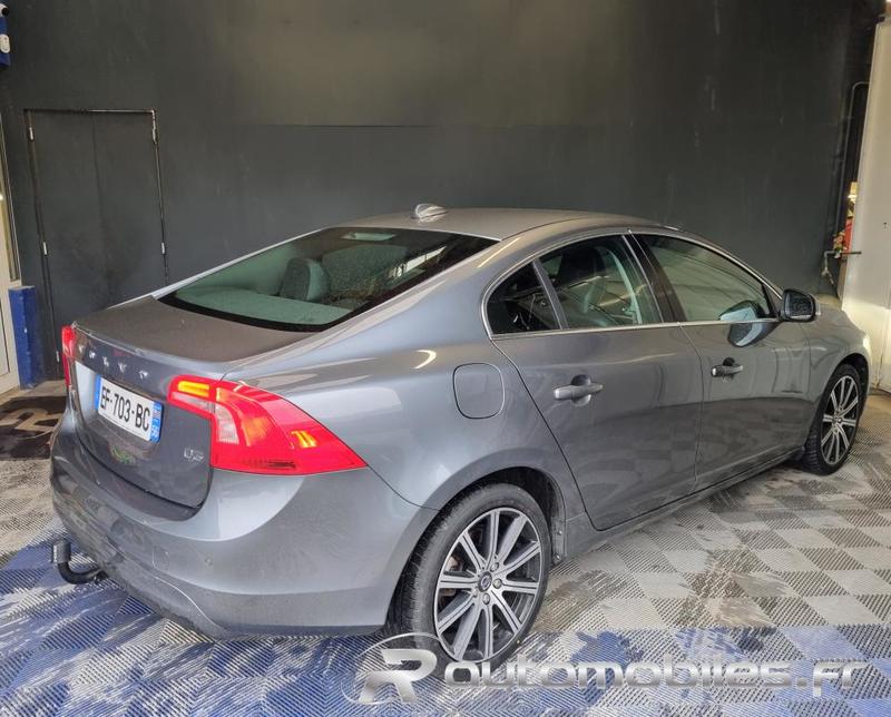 Volvo S60 2.0 D3 150 Summum Geartronic a