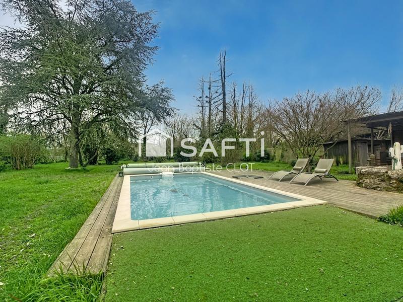 Maison - 185 m² - 8 pièces