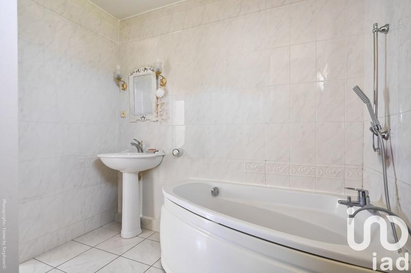 Appartement - 102 m² - 5 pièces