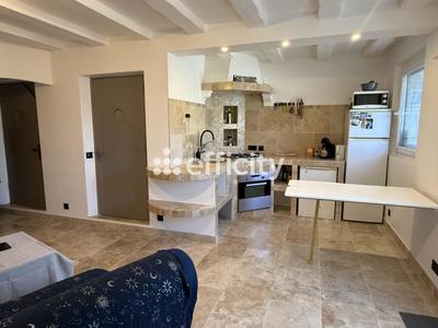 Maison - 77 m² - 3 pièces