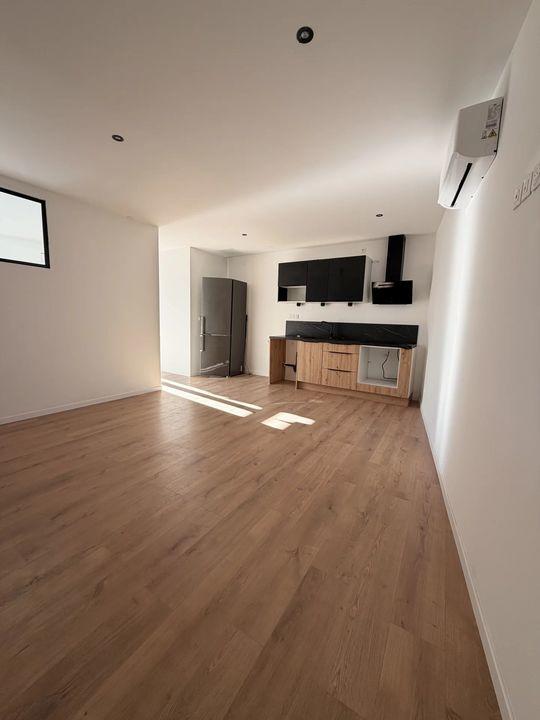 Immeuble - 102 m² - 4 pièces