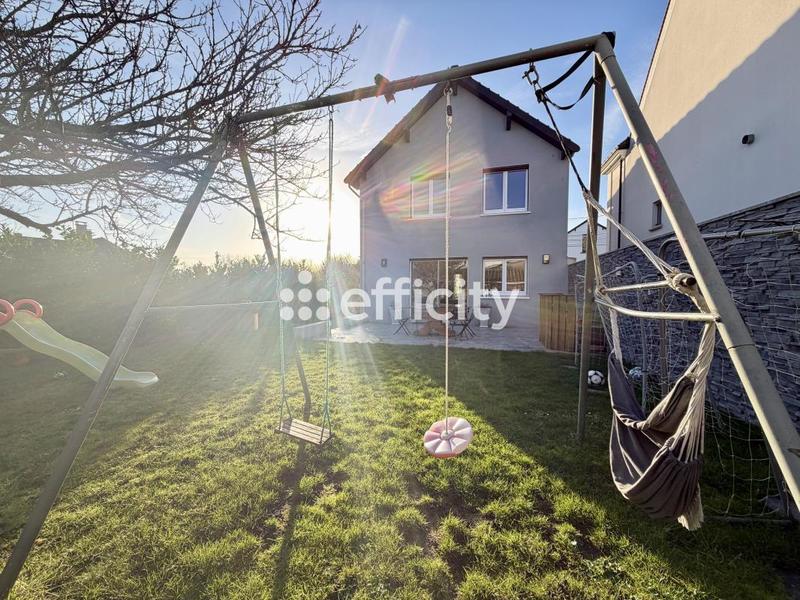 Pavillon - 120 m² - 5 pièces