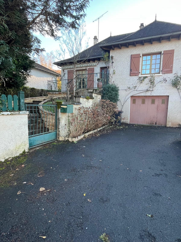 Maison - 95 m² - 4 pièces