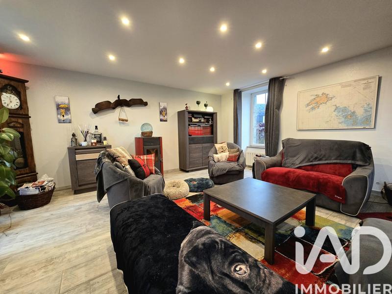 Maison - 152 m² - 7 pièces