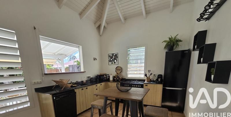 Maison - 98 m² - 4 pièces