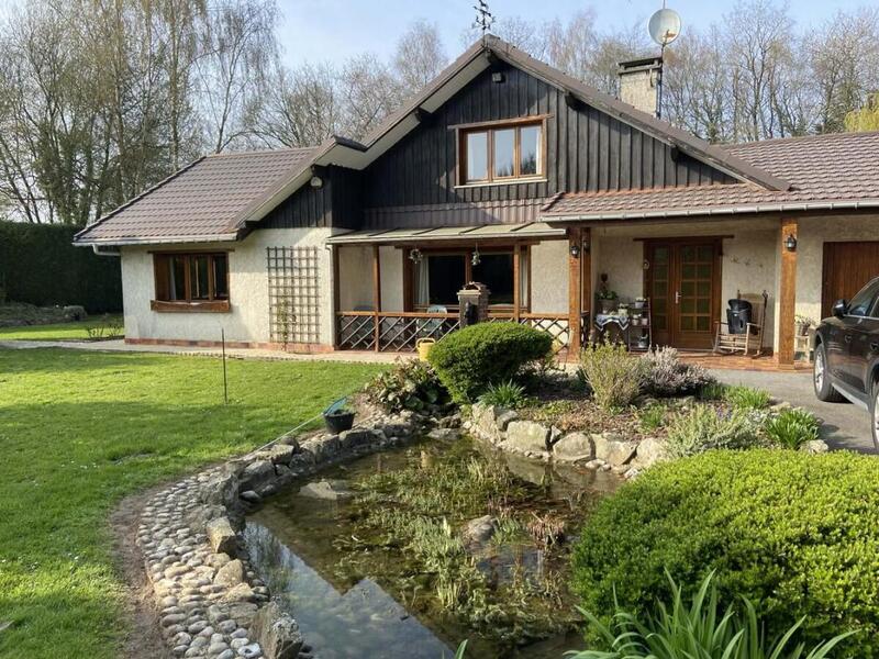 Propriété - 248 m² - 13 pièces