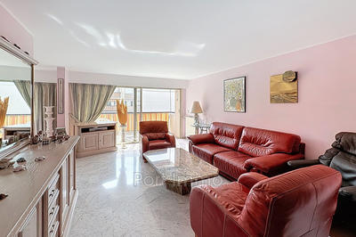 Appartement - 81 m² - 3 pièces