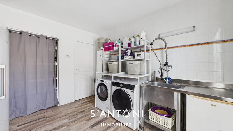 Maison - 140 m² - 6 pièces