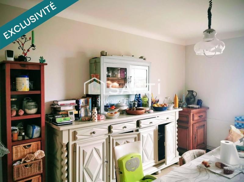 Maison - 230 m² - 9 pièces