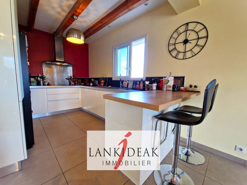 Maison - 164 m² - 5 pièces