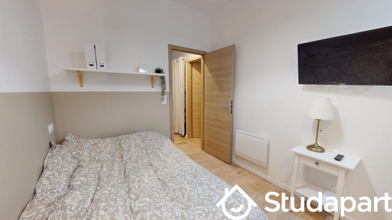 Chambre - 12 m² - 1 pièce