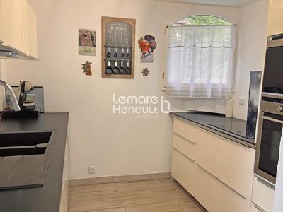 Maison - 120 m² - 8 pièces