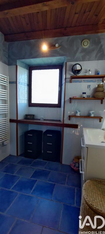 Maison - 229 m² - 7 pièces