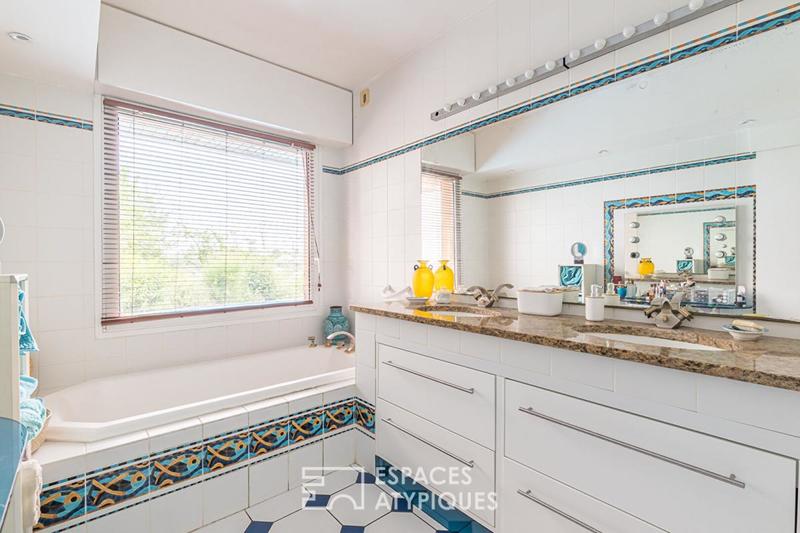 Maison d'architecte - 236 m² - 6 pièces