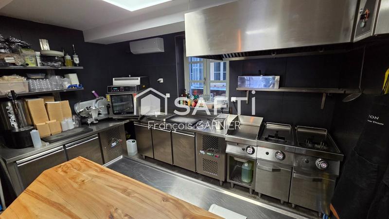 Local commercial - 101 m² - 4 pièces