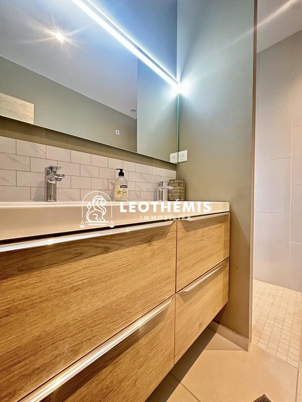 Maison contemporaine - 106 m² - 4 pièces