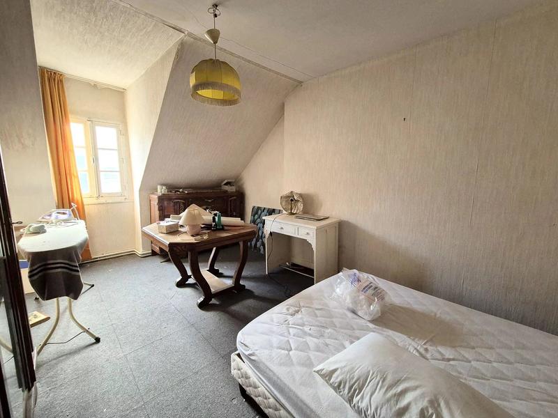 Maison - 136 m² - 6 pièces