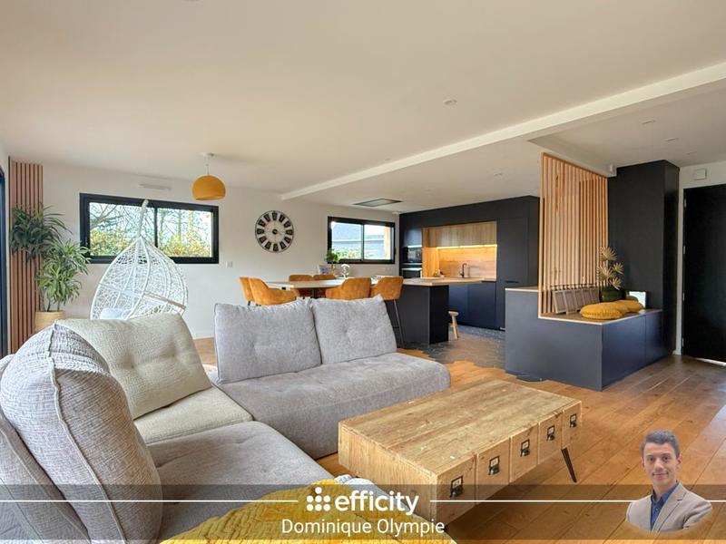 Maison - 127 m² - 6 pièces