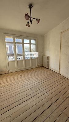 Maison - 192 m² - 11 pièces