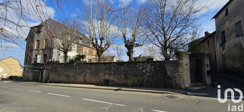 Maison - 270 m² - 11 pièces