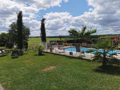 Maison - 194 m² - 10 pièces