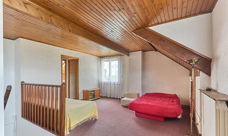 Maison - 143 m² - 7 pièces