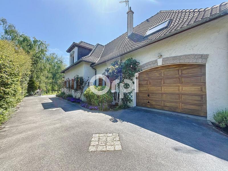 Maison - 264 m² - 7 pièces